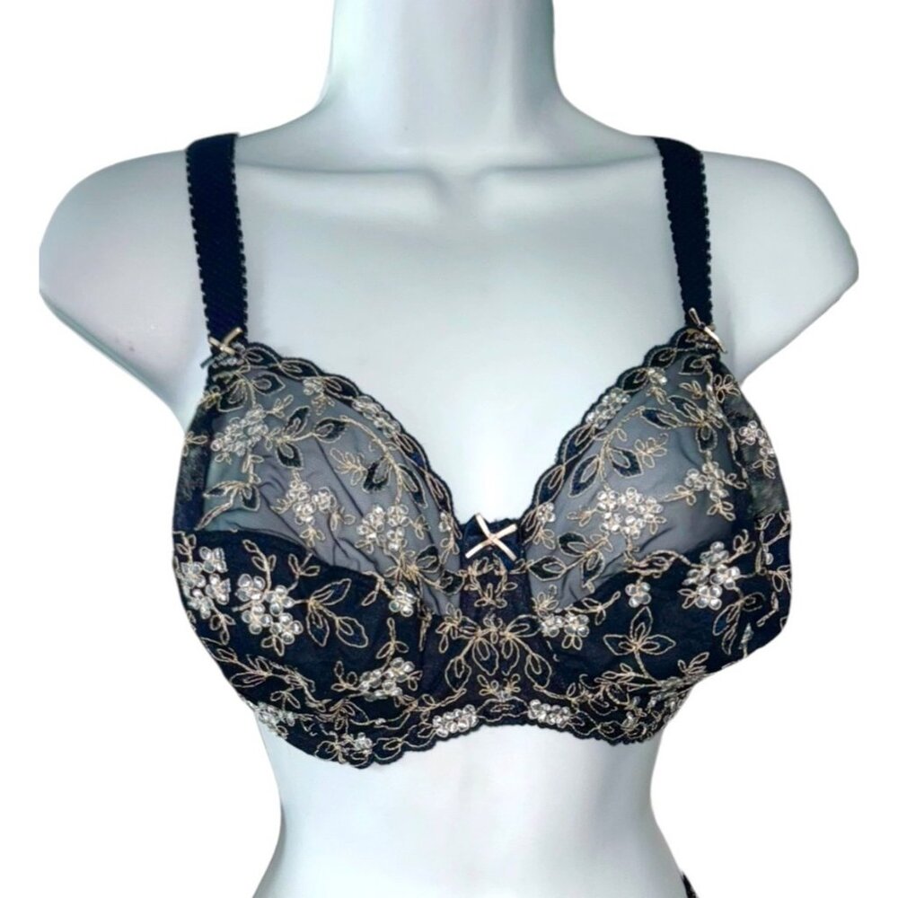 Elegant Embroidered Lace Bra With Underwire Support & Adjustable Straps Black